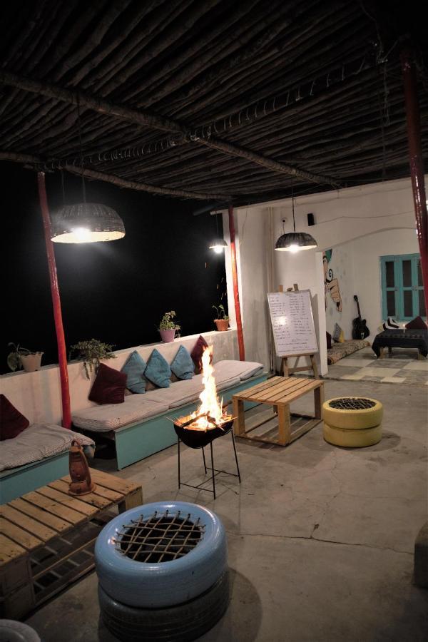 Moustache Khajuraho Hostel Екстериор снимка