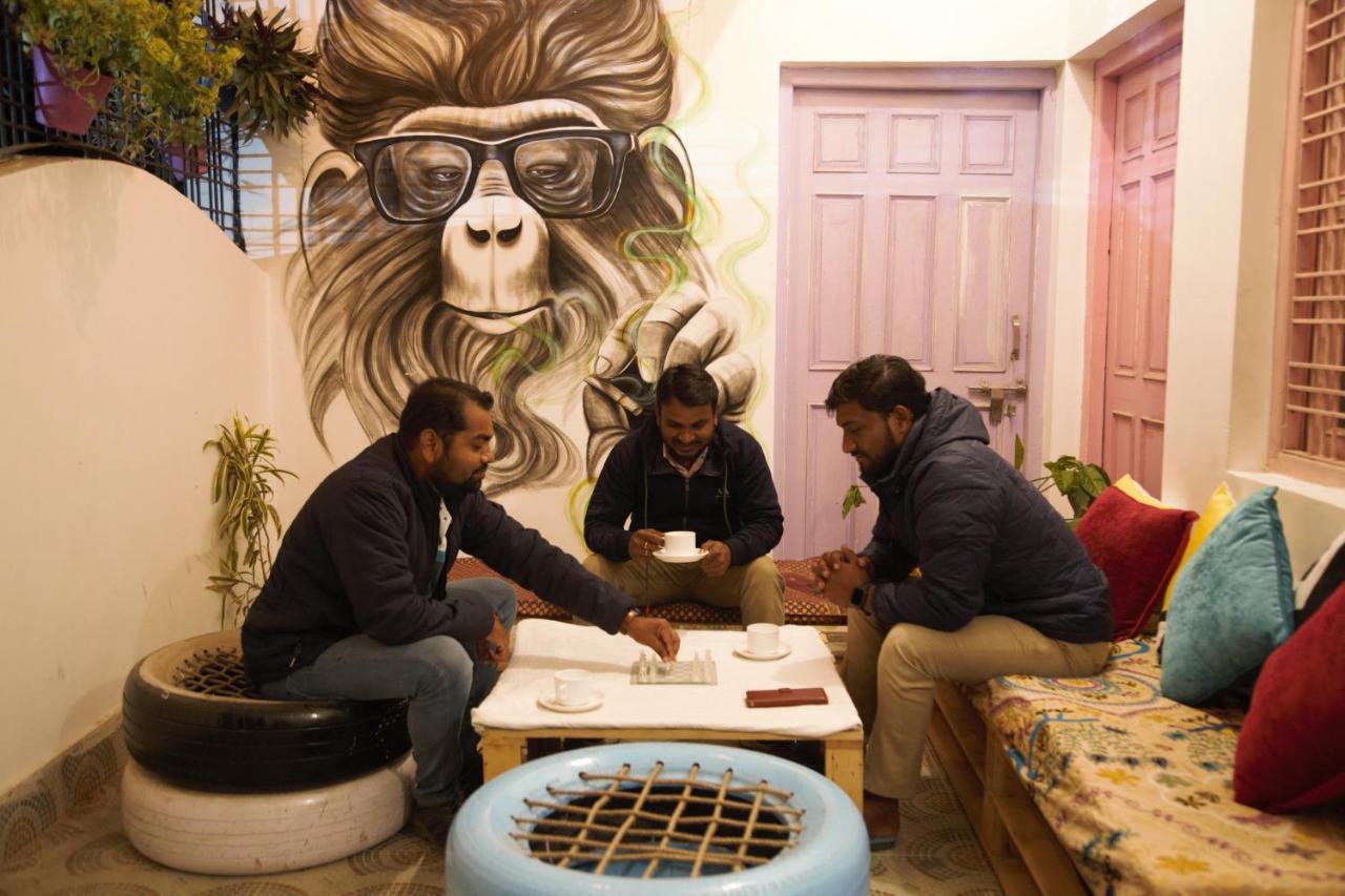 Moustache Khajuraho Hostel Екстериор снимка