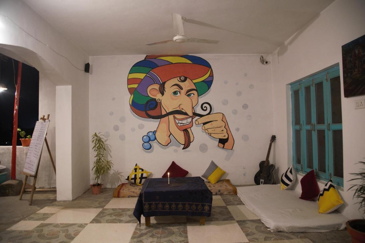 Moustache Khajuraho Hostel Екстериор снимка