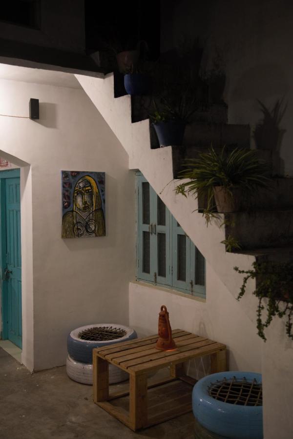 Moustache Khajuraho Hostel Екстериор снимка