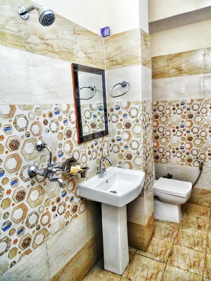 Moustache Khajuraho Hostel Екстериор снимка