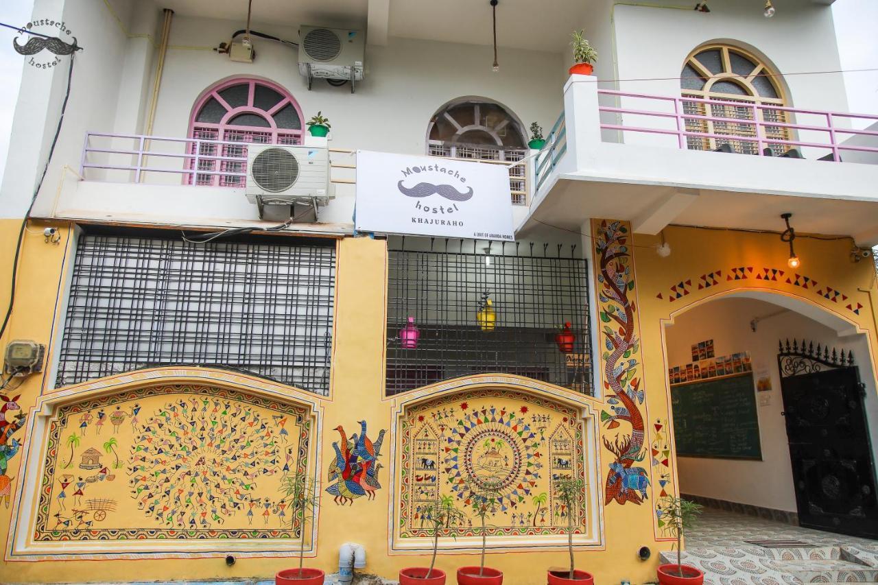 Moustache Khajuraho Hostel Екстериор снимка