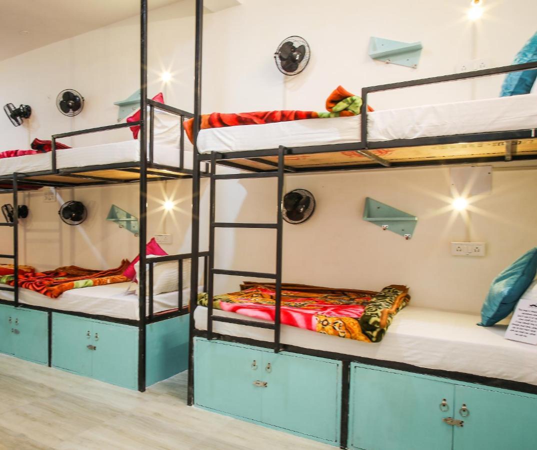 Moustache Khajuraho Hostel Екстериор снимка